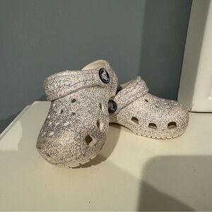 CROCS Kids Glitter Sandals - Silver